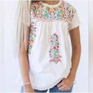 Ampersand Ave White Colorful Fiesta Embroidered Floral Blouse Top Mexico Size M